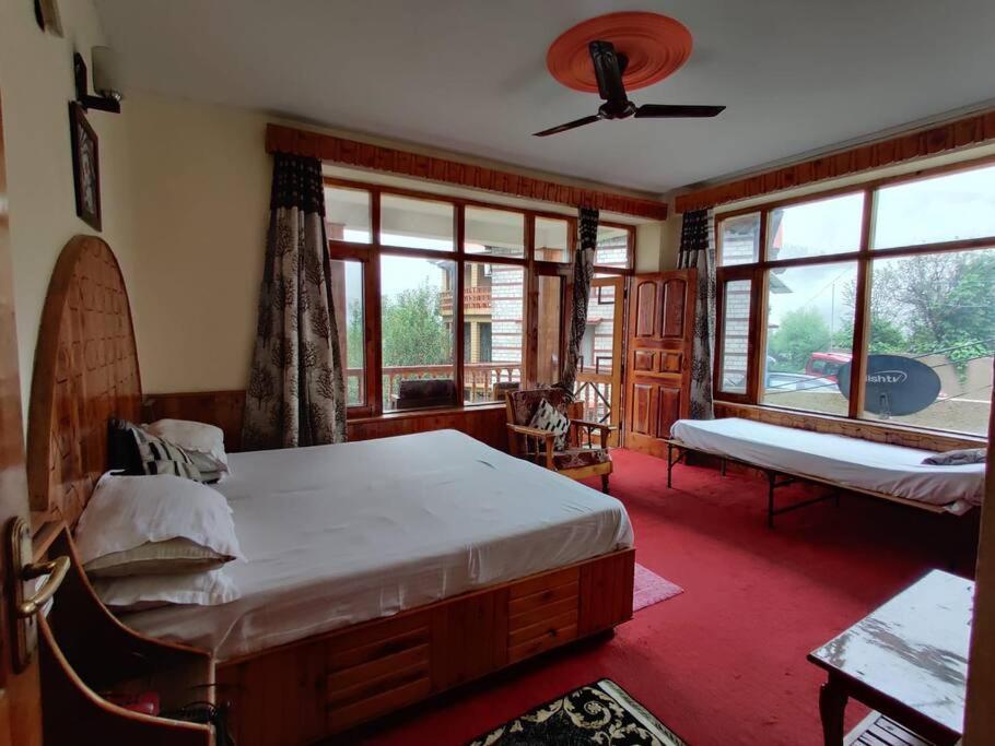 Aroma Taru Villa / Cottage ,Manali Kültér fotó