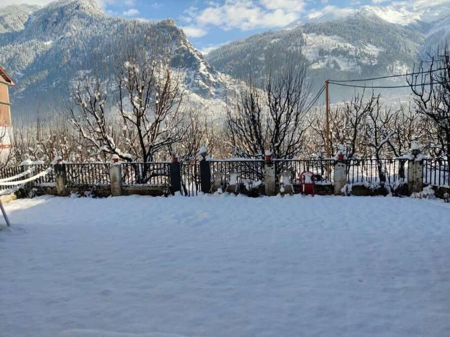 Aroma Taru Villa / Cottage ,Manali Kültér fotó